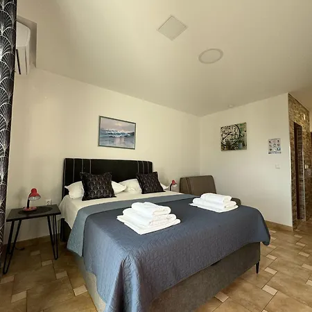 Guest house Simovic Baska Voda