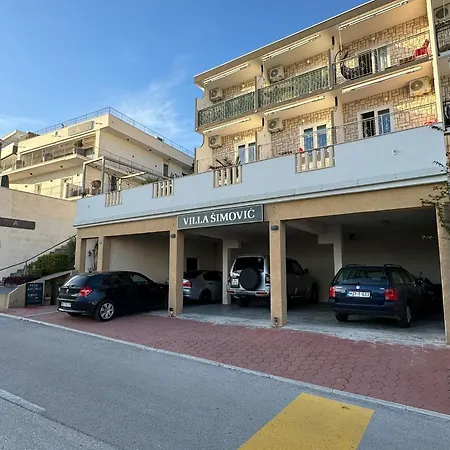 Simovic 3* Baska Voda