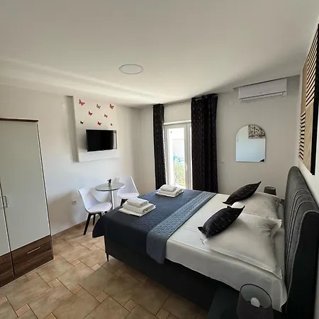 Simovic Guest house Baska Voda