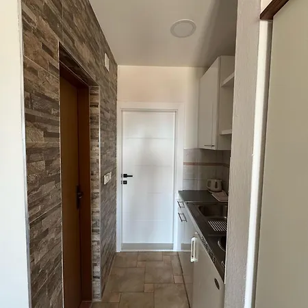 Simovic 3* Baška Voda